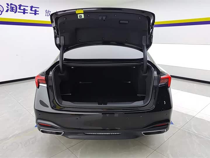 Фото 4 - Buick LaCrosse