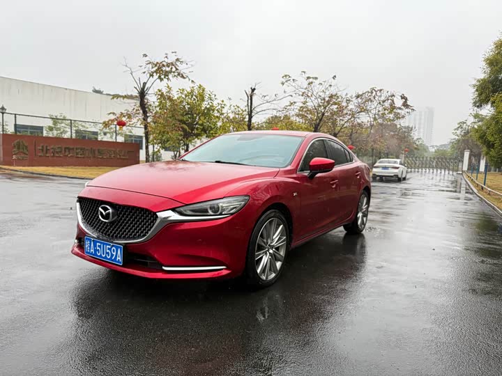 Фото 1 - Mazda Atenza