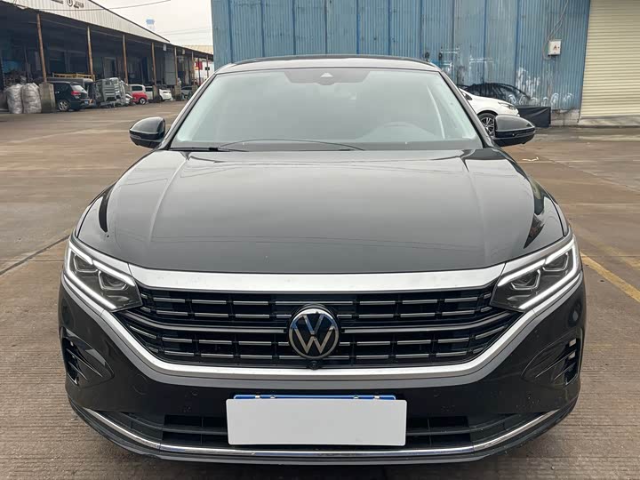 Фото 3 - Volkswagen Passat