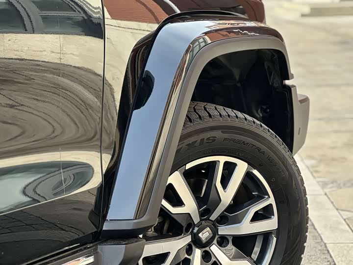 Фото 8 - Tank 300