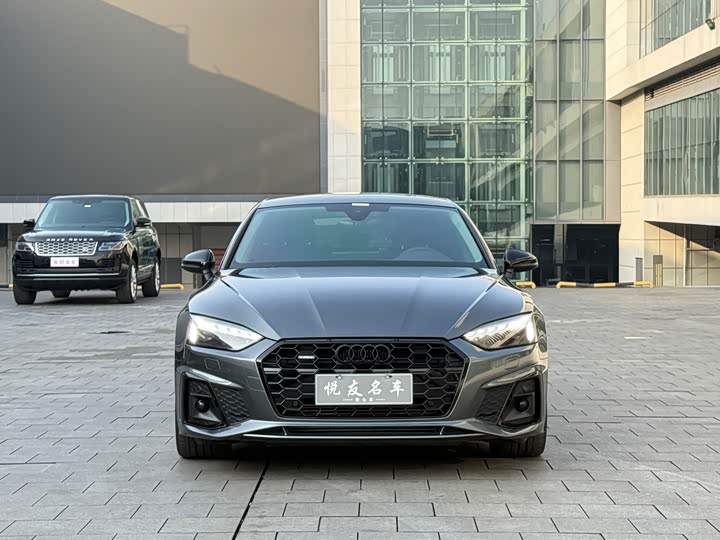 Фото 2 - Audi A5