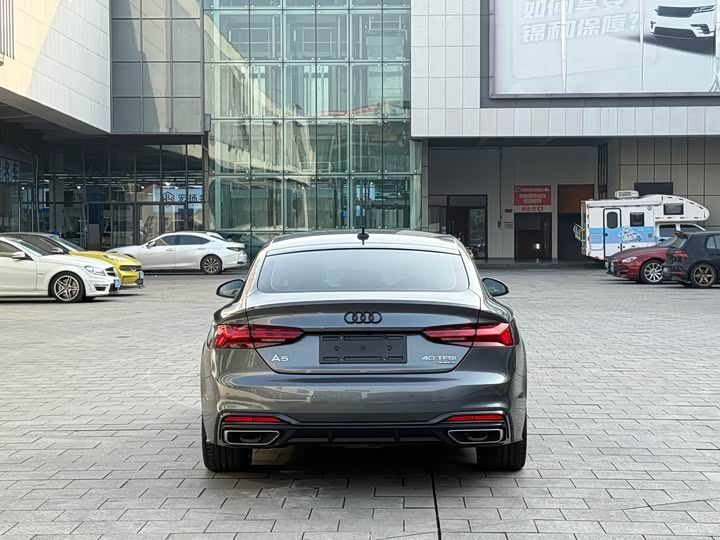 Фото 6 - Audi A5