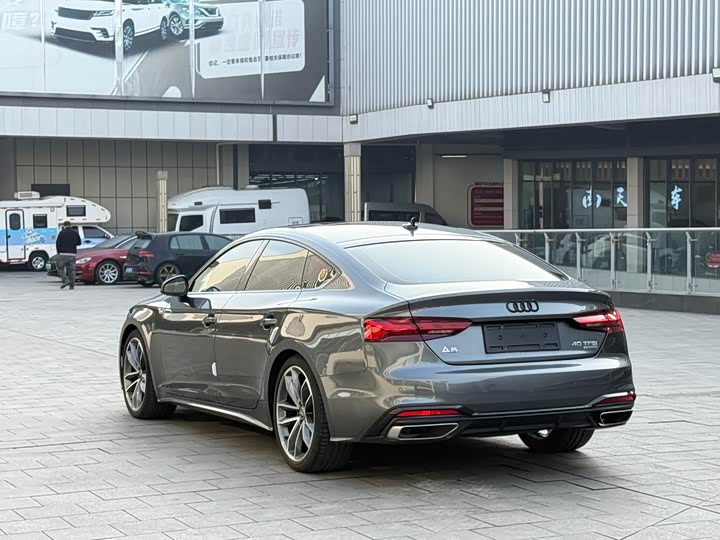 Фото 7 - Audi A5