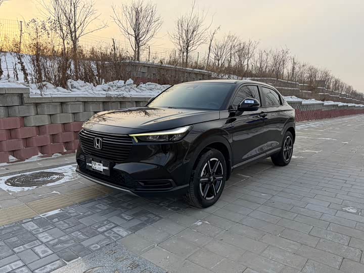 Фото 1 - Honda Vezel