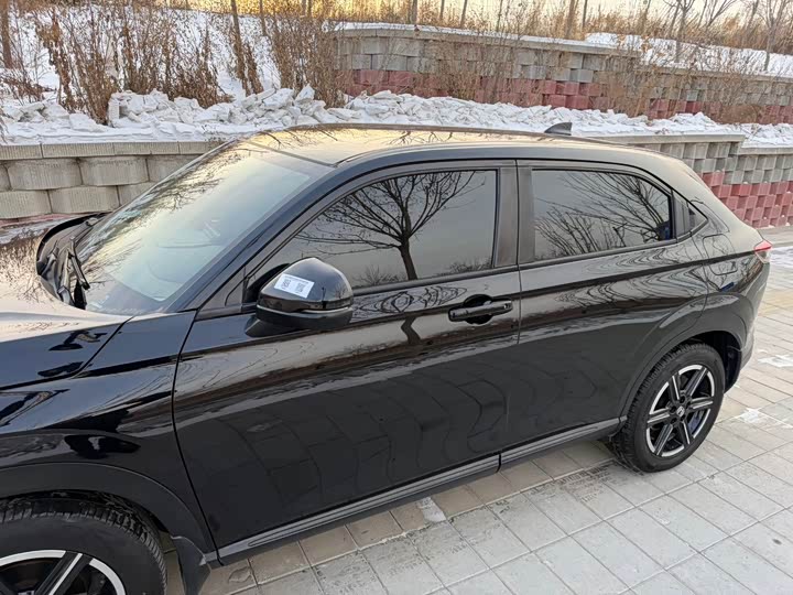 Фото 5 - Honda Vezel