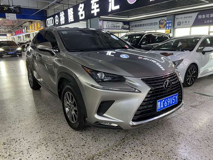 Фото 3 - Lexus NX
