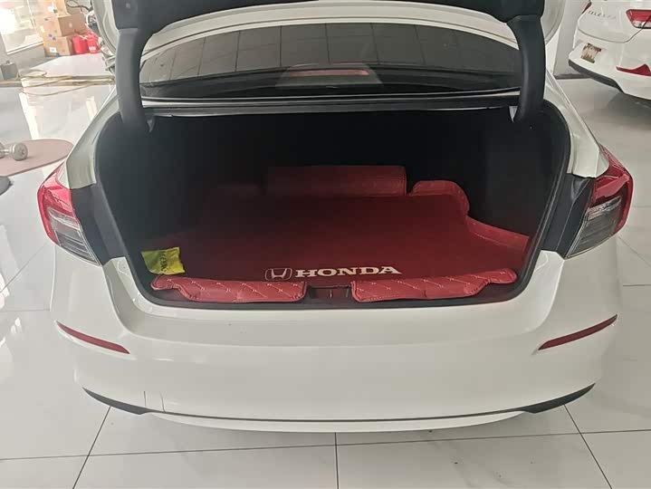 Фото 4 - Honda Civic