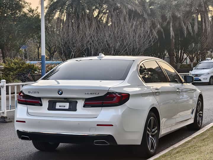 Фото 7 - BMW 5 Series