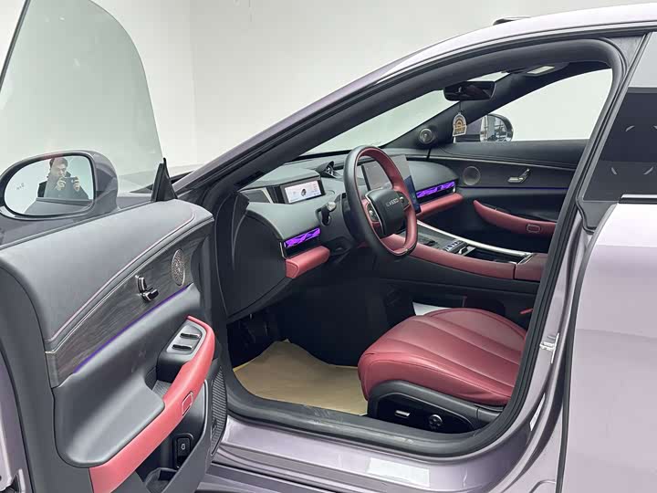 Фото 9 - Exeed Sterra ES