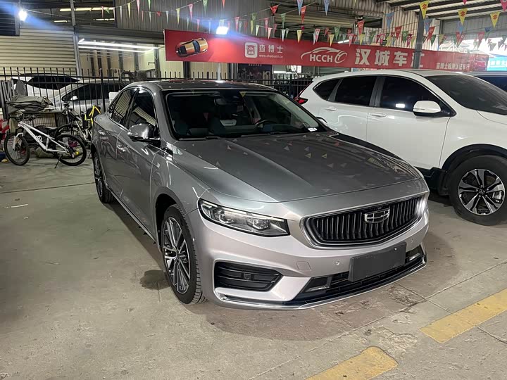 Фото 3 - Geely Preface