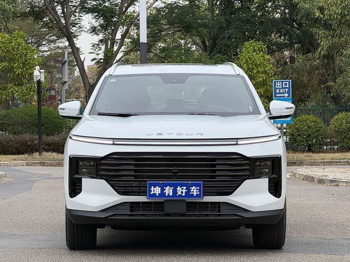 Фото 2 - Jetour X70 Plus