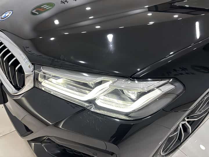 Фото 8 - BMW 5 Series Hybrid