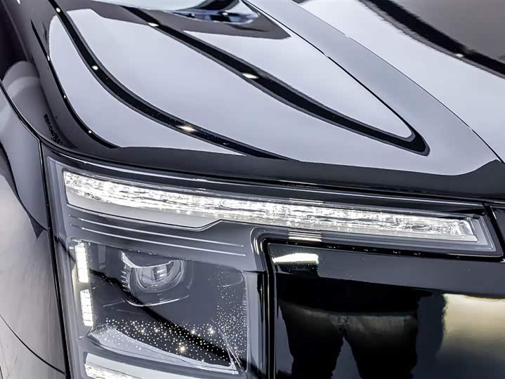 Фото 5 - Zeekr 9X