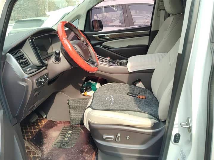 Фото 9 - GAC Trumpchi M8