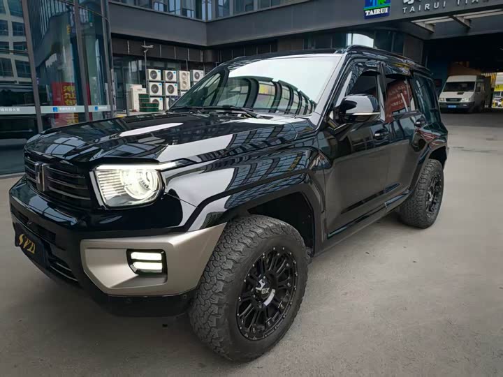 Фото 1 - Tank 700 Hybrid