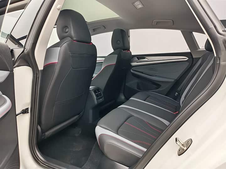 Фото 8 - Volkswagen Lamando L