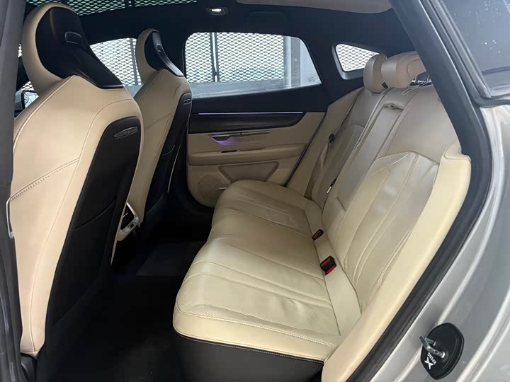 Фото 6 - XPeng P7