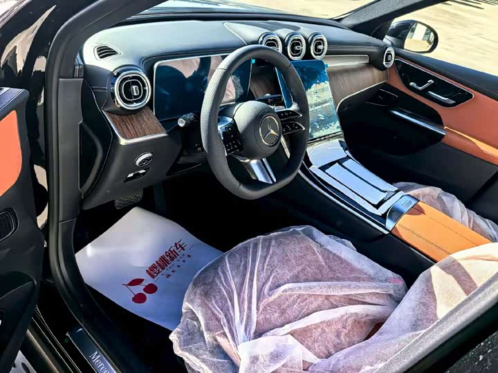 Фото 4 - Mercedes-Benz GLC-Class