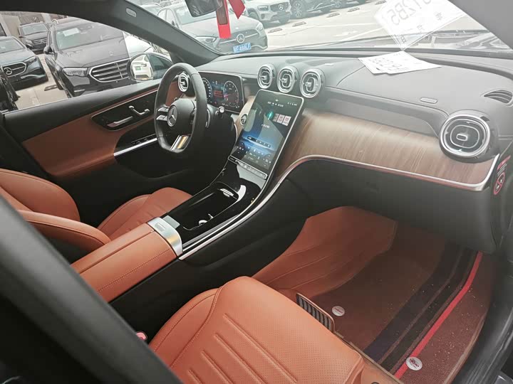 Фото 5 - Mercedes-Benz GLC-Class