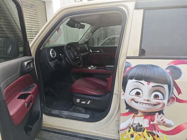 Фото 7 - Tank 300