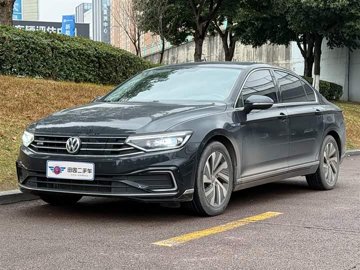 Фото 1 - Volkswagen Magotan GTE Hybrid