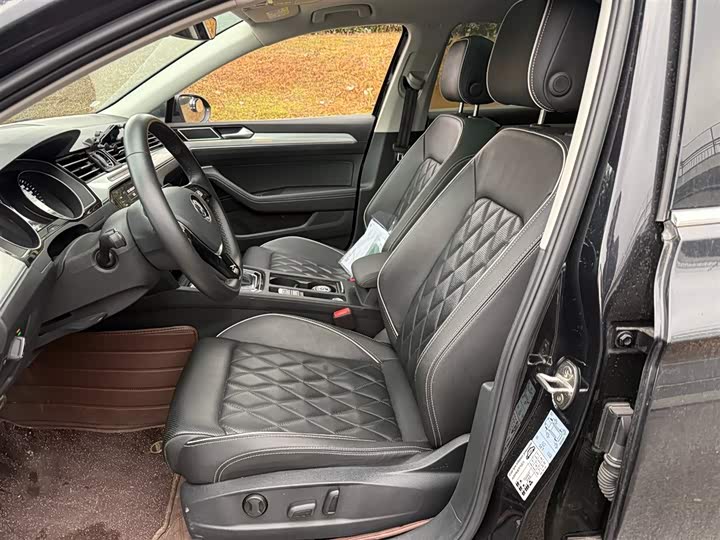 Фото 8 - Volkswagen Magotan GTE Hybrid