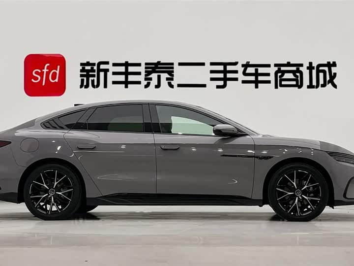 Фото 3 - BYD Han