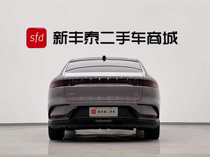 Фото 7 - BYD Han