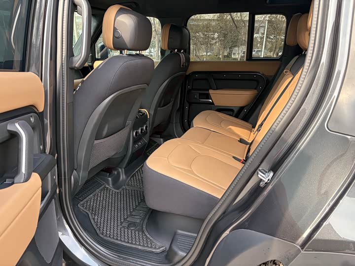 Фото 6 - Land Rover Defender