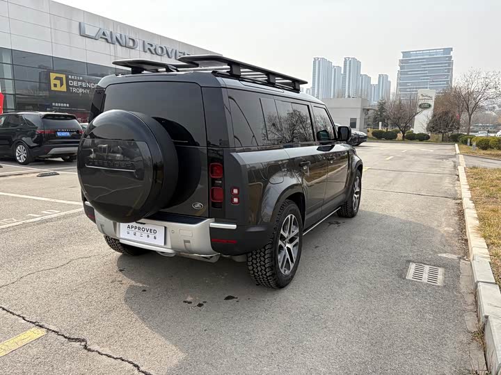 Фото 8 - Land Rover Defender