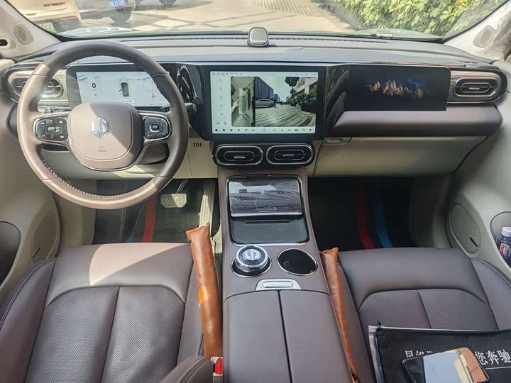 Фото 9 - Leapmotor C11