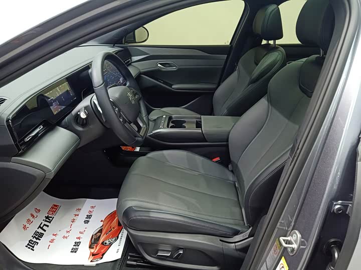 Фото 9 - BYD Qin L