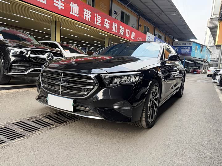 Photo 1 - Mercedes-Benz E-Class