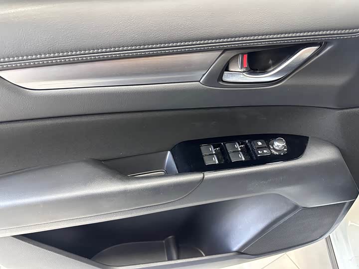 Фото 7 - Mazda CX-5