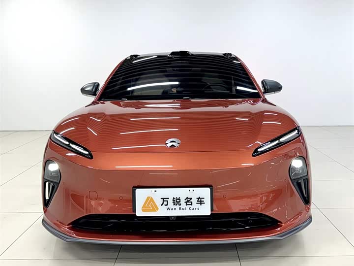 Фото 2 - Nio ET5