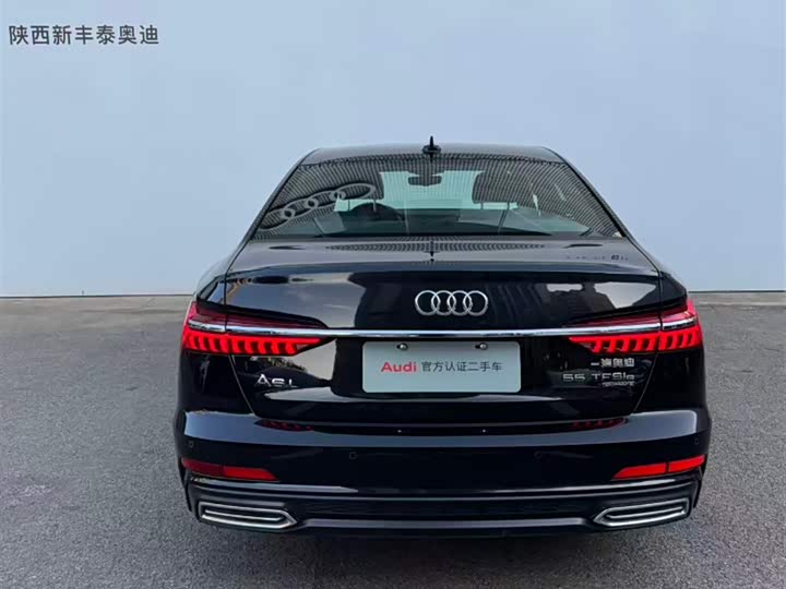 Фото 5 - Audi A6L Hybrid