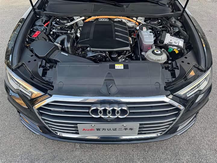 Фото 8 - Audi A6L Hybrid