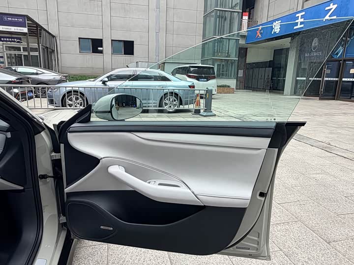 Фото 9 - Xiaomi SU7