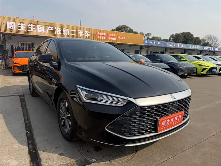 Фото 3 - BYD Qin Plus