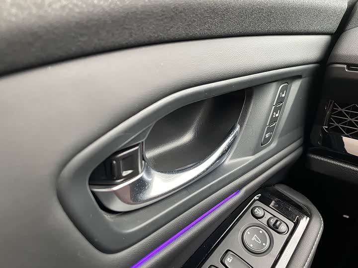 Фото 8 - Honda Accord