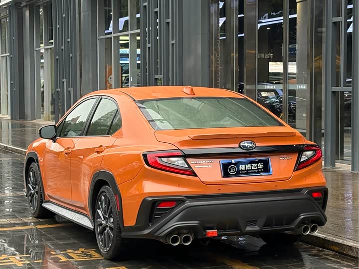 Фото 4 - Subaru WRX