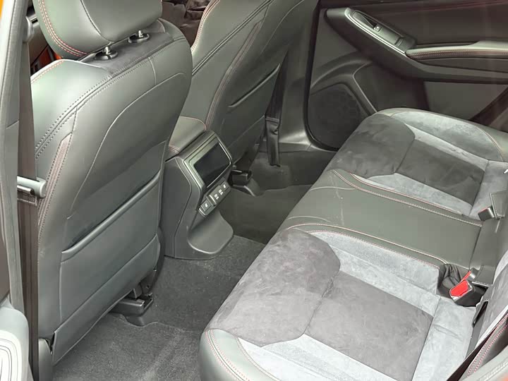 Фото 9 - Subaru WRX