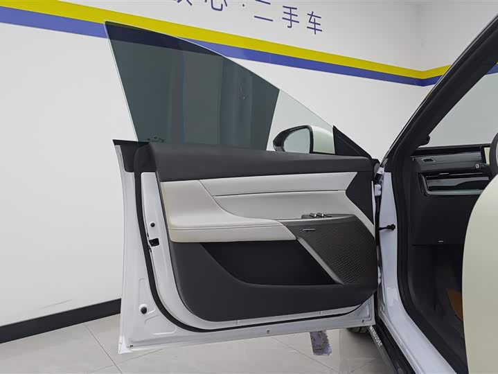 Фото 7 - Dongfeng Yipai eπ 007