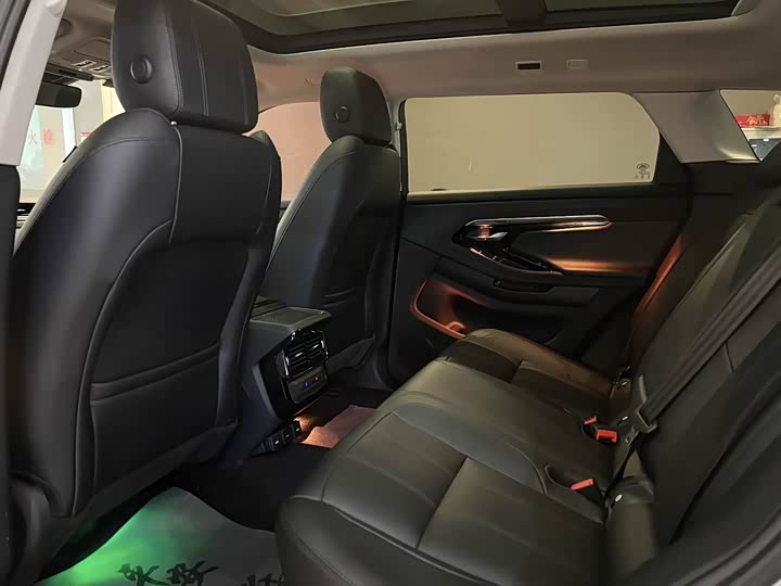 Фото 6 - Land Rover Range Rover Evoque L