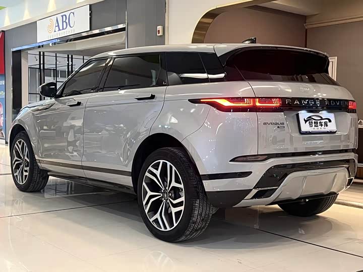 Фото 9 - Land Rover Range Rover Evoque L