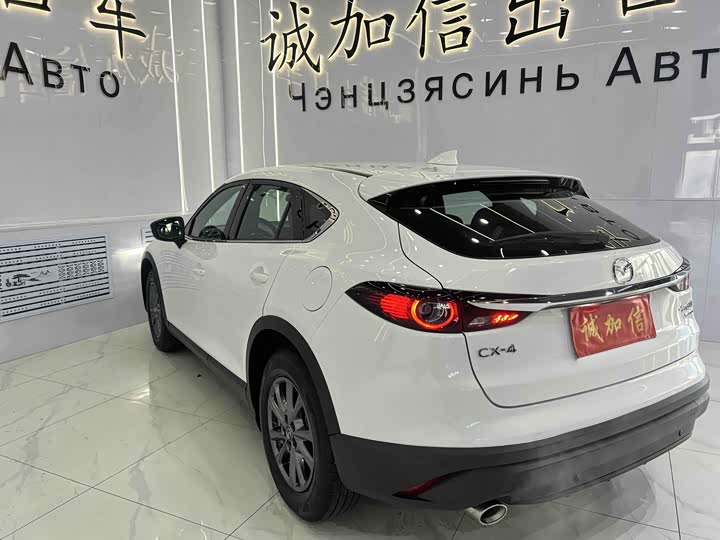 Фото 5 - Mazda CX-4