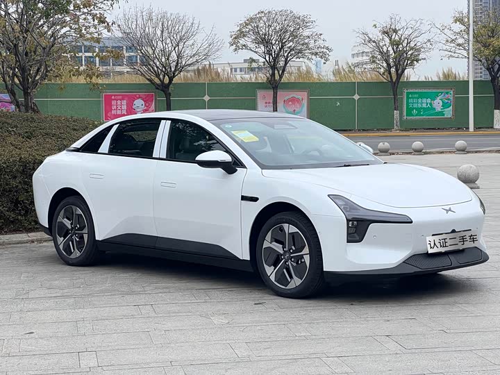 Фото 3 - XPeng Mona M03