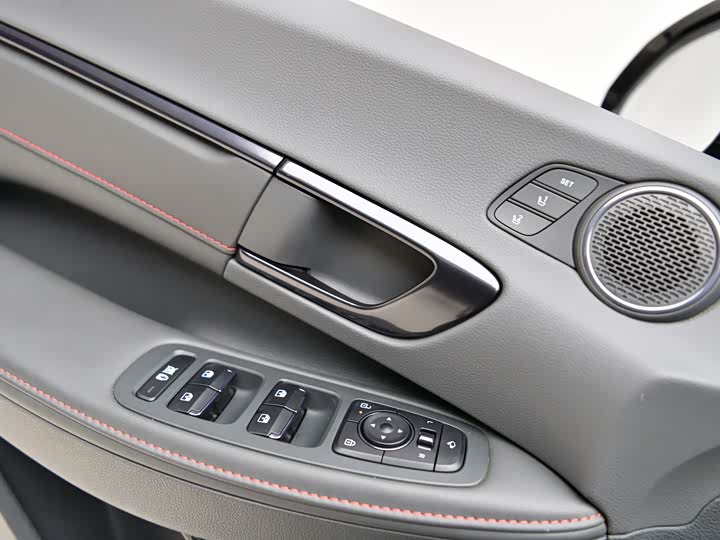 Фото 9 - Hyundai Sonata N Line