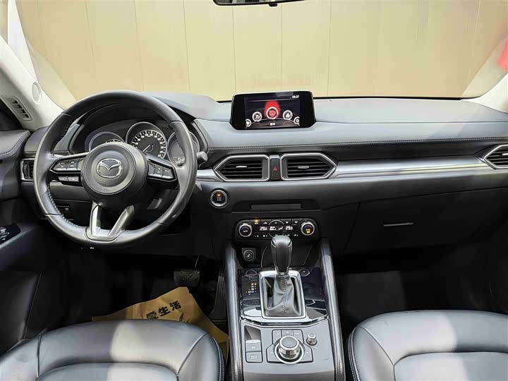 Фото 8 - Mazda CX-5