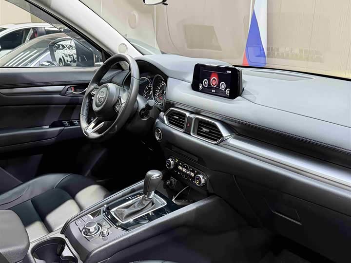 Фото 9 - Mazda CX-5